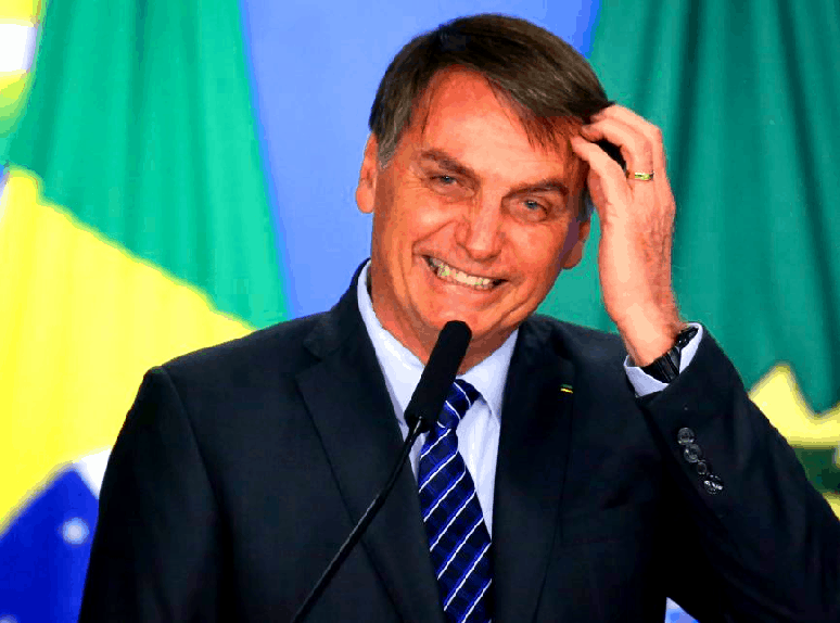 Bolsonaro republica postagem que o chamava de 'Bozo'