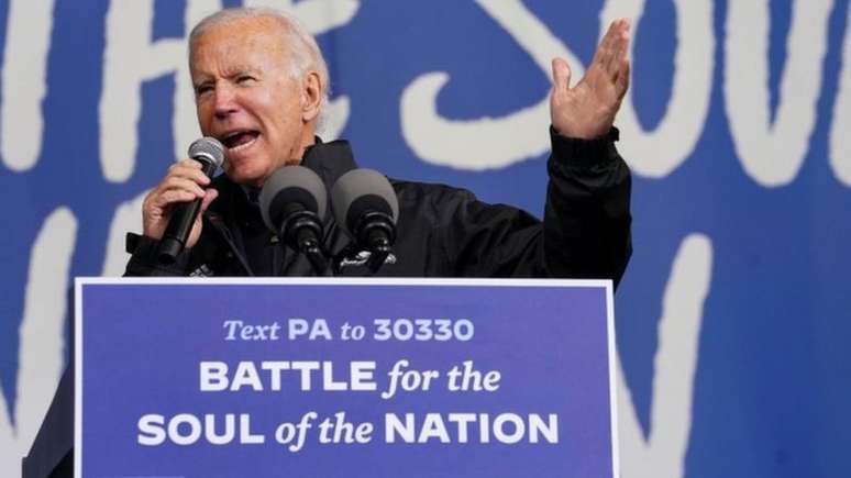 Em seu programa de governo, Biden anunciou a intenção de estimular na população o comportamento 'Buy American', ou 'compre produtos americanos'