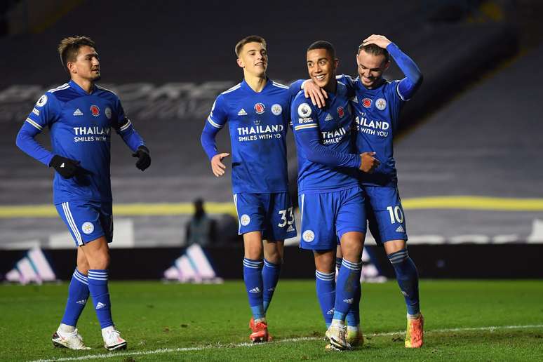 Jogadores do Leicester City comemoram gol contra o Leeds United
02/11/2020
Pool via REUTERS/Michael Regan