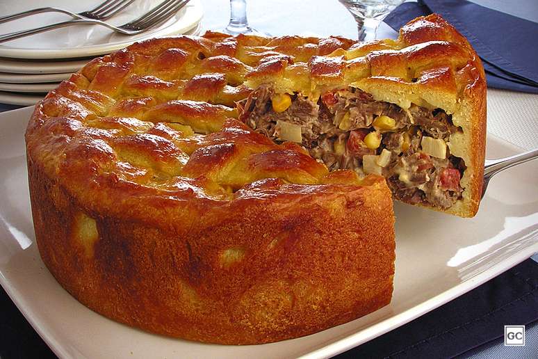 Guia da Cozinha - Receitas de empad&atilde;o salgado para compartilhar