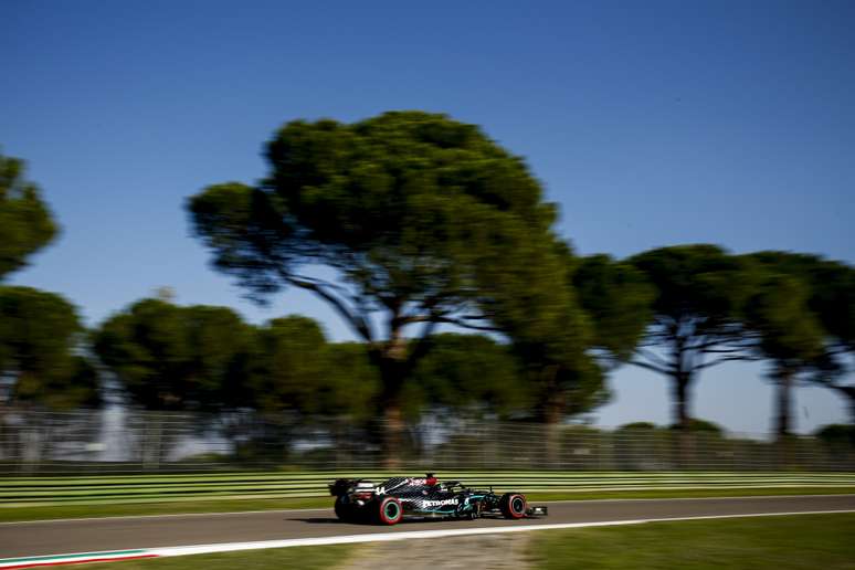 Lewis Hamilton com o Mercedes W11 no GP de Portugal: recorde de vitórias.