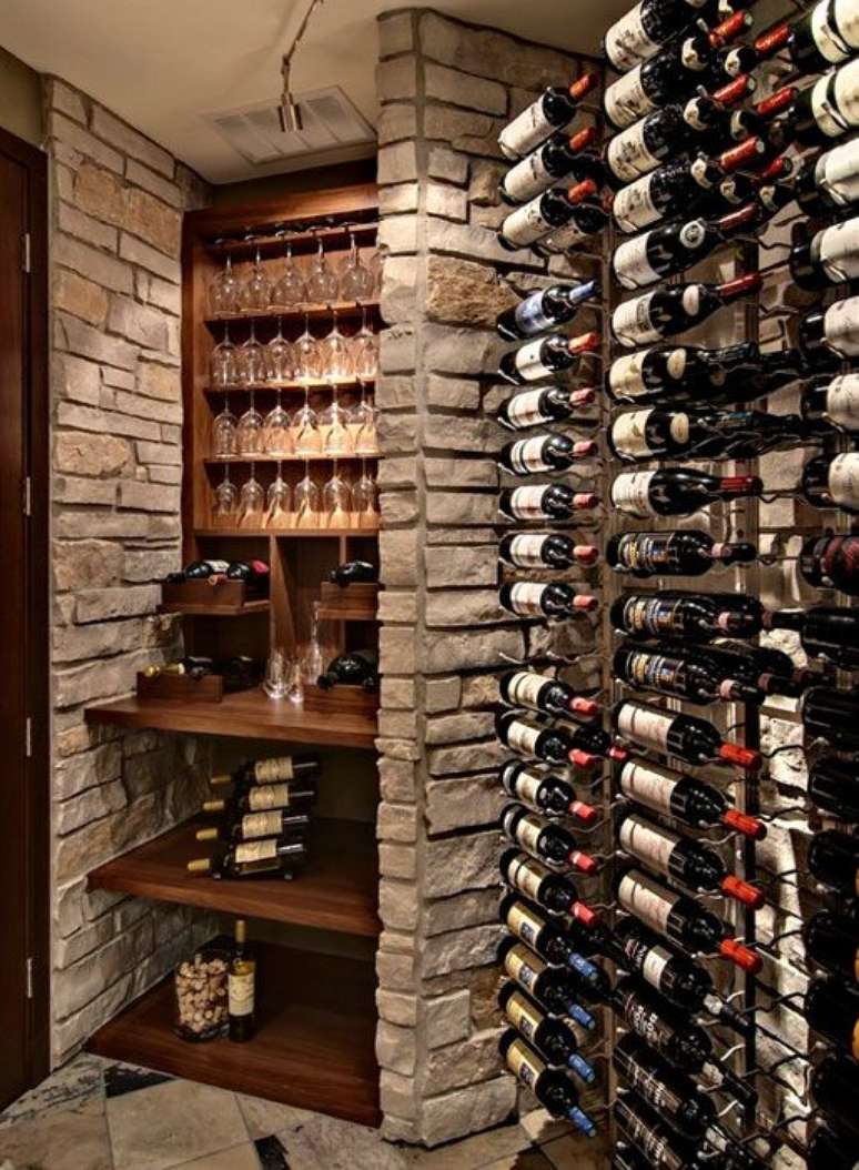 43. Adega de parede na decora&ccedil;&atilde;o &ndash; Via: Reida Verdader