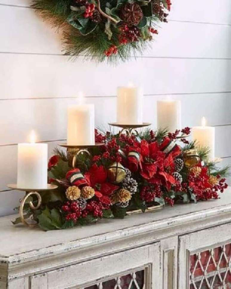 15. Há várias ideias de enfeite de Natal com pinhas para decorar a sua casa – Foto: Christmas Glitter