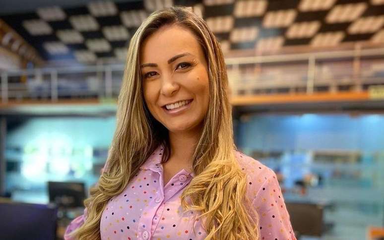 Andressa Urach: entenda os motivos do seu afastamento da igreja