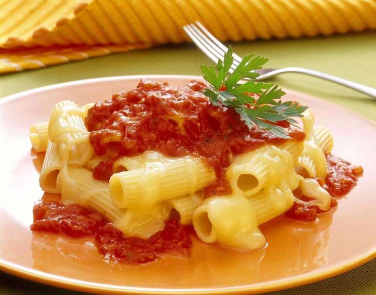 Guia da Cozinha - Maneiras deliciosas de inovar no preparo do rigatoni