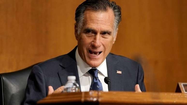 O senador Mitt Romney tem um histórico de desavenças com Trump