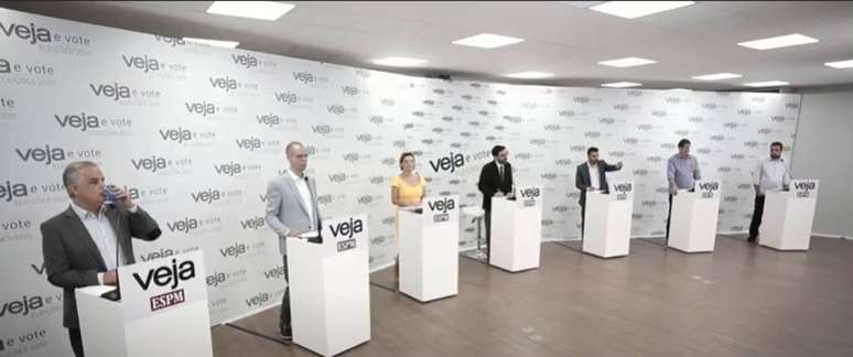 Arthur do Val (Patriota), Bruno Covas (PSDB), Guilherme Boulos (PSOL), Jilmar Tatto (PT), Joice Hasselmann (PSL) e Márcio França (PSB) participam de debate da revista 'Veja'.