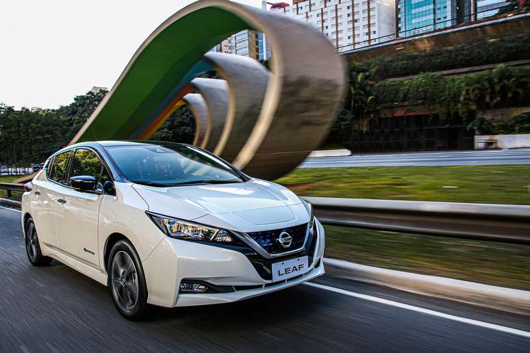 Nissan Leaf: primeiro carro 100% elétrico da montadora japonesa fica mais acessível no Brasil.