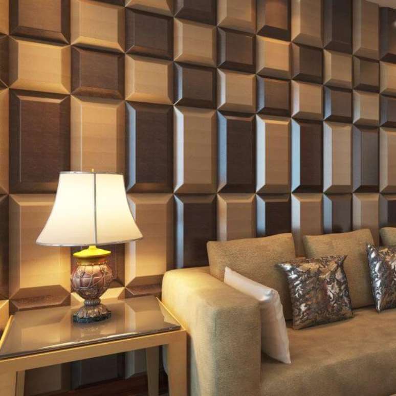 39. Revestimento 3D para sala de estar confortável em tons neutros – Via: Pinterest