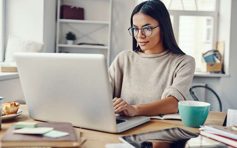 Sucesso no trabalho: aproveite a força do elemento do seu signo