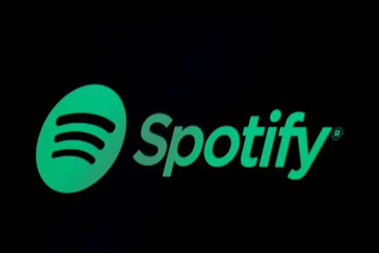 Logotipo do Spotify na Bolsa de Valores de Nova York. 3/5/2018. REUTERS/Brendan McDermid