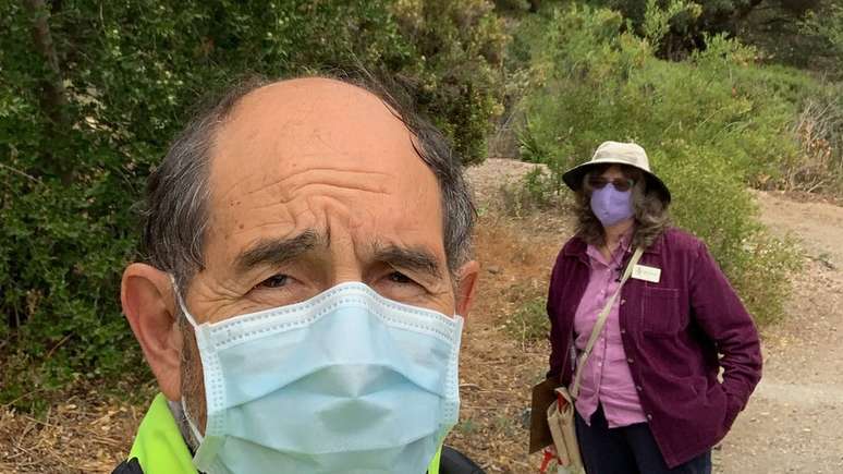 Ricardo San Martín (à esquerda) acredita que é necessário aumentar as plantações de quilaia