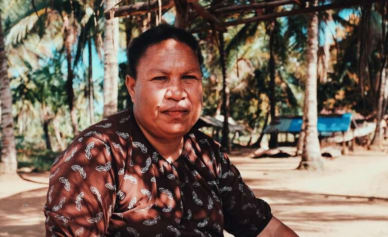 'A empresa n&atilde;o trouxe prosperidade, o que eles fizeram foi criar conflito', diz Elisabeth Ndiwaen