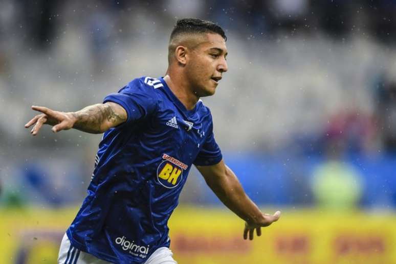 Pedro deixa o Cruzeiro rumo ao Verdão (Foto: Reprodução/Twitter Mineirão)