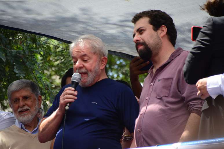 Lula e Guilherme Boulos
