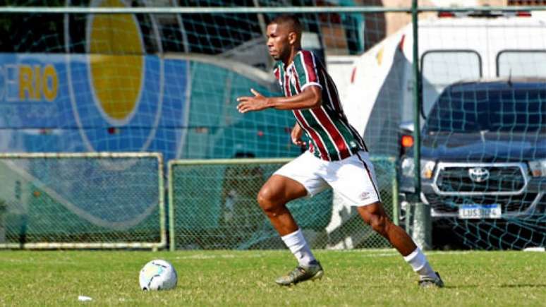 Higor em campo pelo time sub-23 do Fluminense (Foto: Divulgação/Fluminense)