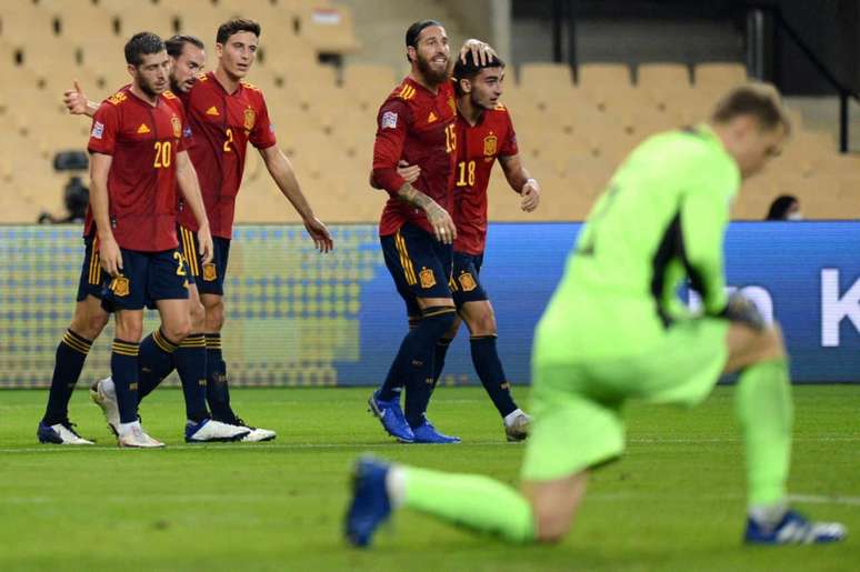 Espanha está nas semifinais da Liga das Nações (Foto: CRISTINA QUICLER / AFP)