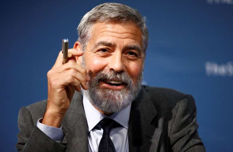 George Clooney explica por que presenteou amigos com U$1 milhão
