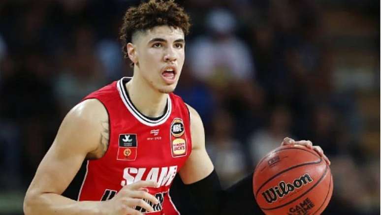 LaMelo Ball é cotado para ser escolhido na primeira posição do Draft