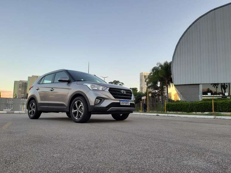 Hyundai Creta Smart Plus 1.6 AT.