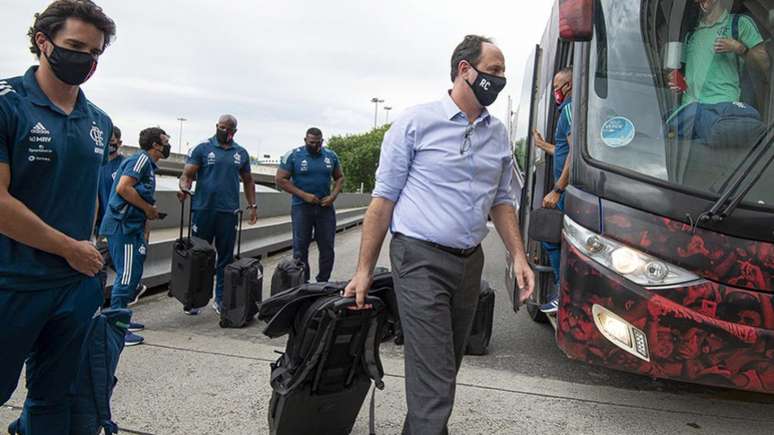 Charles Hempert, à esquerda, e Rogério Ceni estão no Flamengo há duas semanas (Foto: Alexandre Vidal / Flamengo)