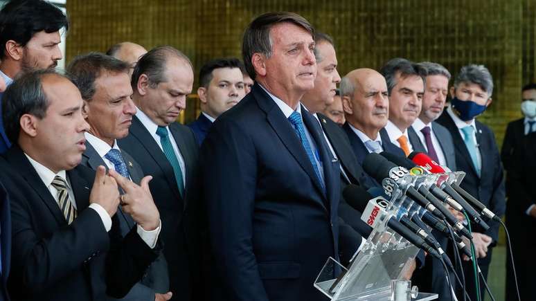 Bolsonaro após encontro com ministros e parlamentares em Brasília