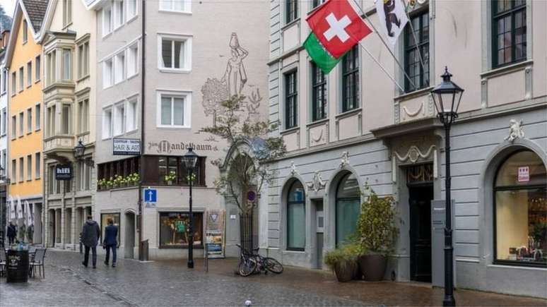 Cidade mais cara do mundo, segundo ranking, é Zurique, a capital financeira da Suíça