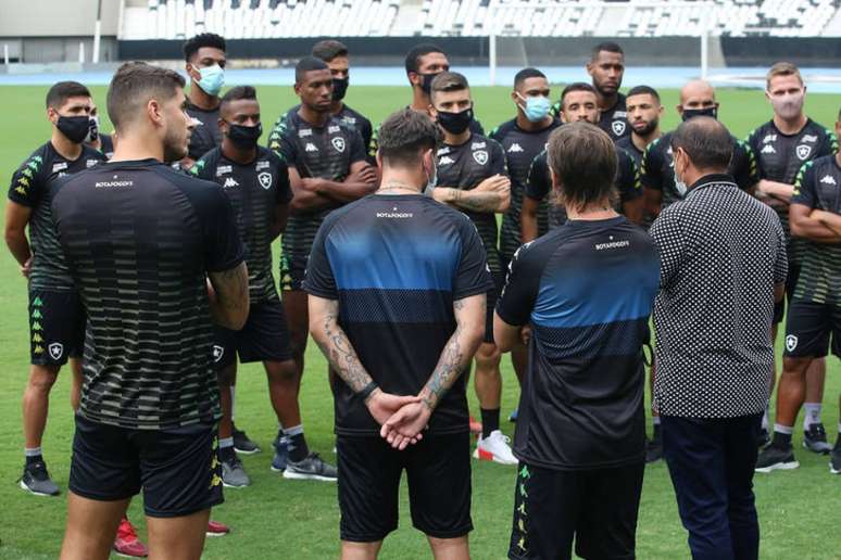 Elenco do Botafogo até o final do Campeonato Brasileiro (Gabriel Baron/Botafogo)