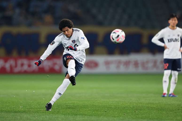 Leandro marcou 12 gols em 2020, além de dar sete assistências aos companheiros (Foto: Divulgação/FC Tokyo)