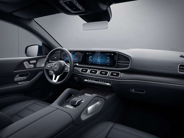 Interior do Mercedes-Benz GLE Coup&eacute;, que pode ser encomendado por R$ 675.900.