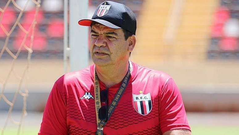 Moacir Júnior assume o comando do Botafogo de Ribeirão Preto para o restante da temporada