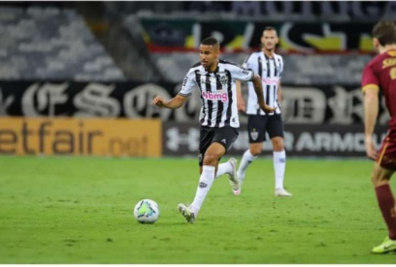 Jair é mais um titular do Galo que apresenta contágio pelo novo coronavírus-(Bruno Cantini/Agência galo)