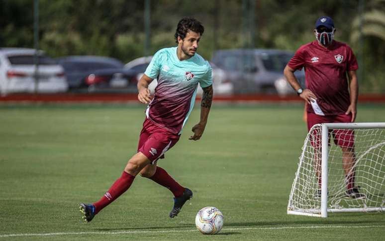 Hudson é mais um desfalque do Fluminense no jogo deste domingo (Foto: LUCAS MERÇON / FLUMINENSE F.C.)