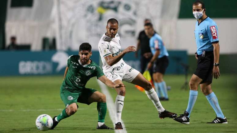 Expulsão de Mayke deixou equipe com um a menos desde o primeiro tempo (Cesar Greco/Agência Palmeiras)