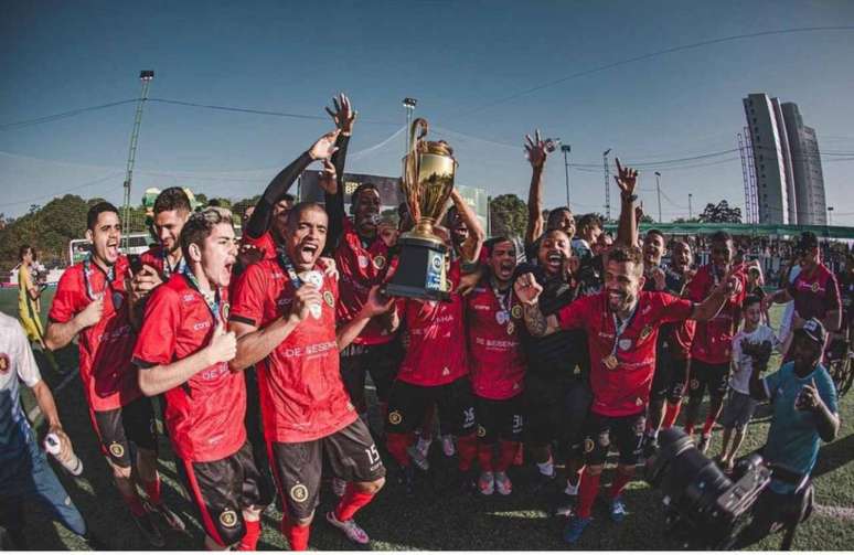 Atletas do Resenha-PI comemoram título da Copa do Brasil de Fut 7 (Divulgação)