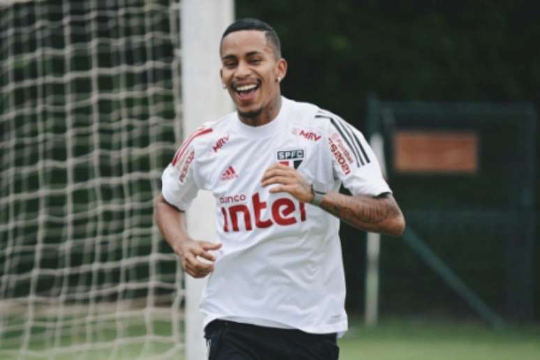 Paulinho Bóia se recupera de lesão no joelho (Foto: Divulgação/SPFC)