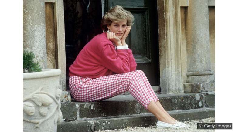 A princesa Diana está entre as muitas mulheres que passaram por momentos difíceis como membro da família real