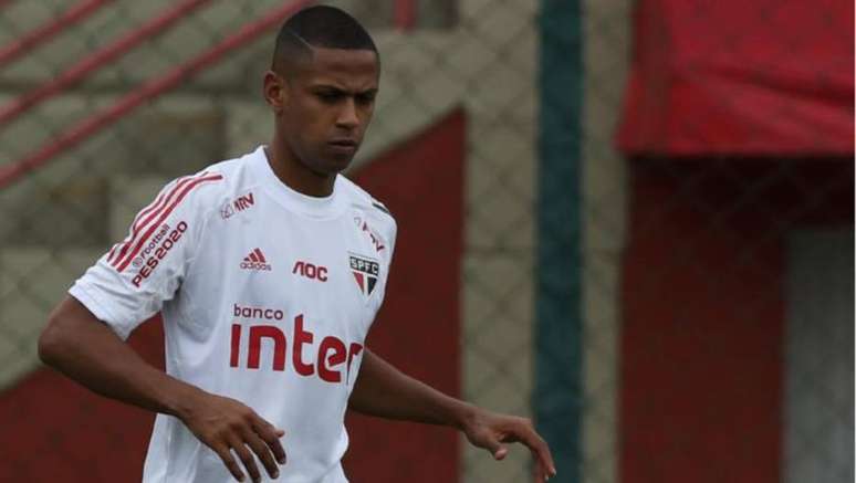 Bruno Alves desfalca o São Paulo por duas partidas
