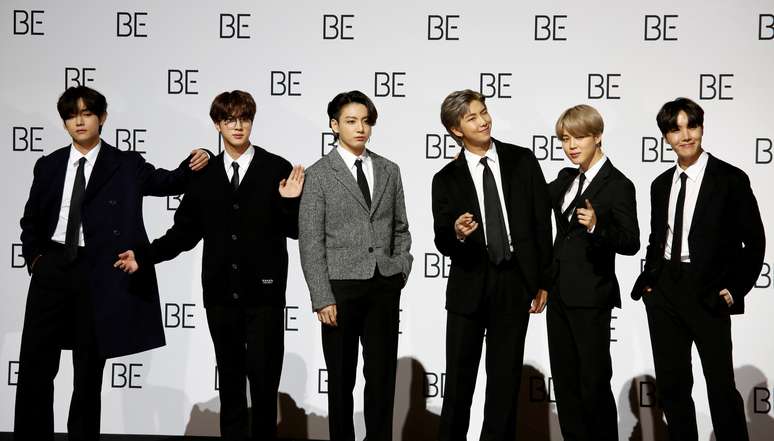Membros da banda de K-Pop BTS posam para foto em Seul
20/11/2020 REUTERS/Heo Ran