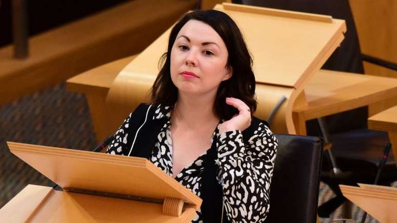 Parlamentar escocesa Monica Lennon foi autora do projeto de lei