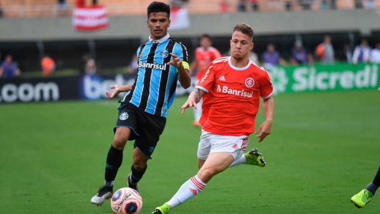 Grêmio e Internacional durante clássico na Copa São Paulo de Futebol Júnior de 2020 (Foto: Reprodução)