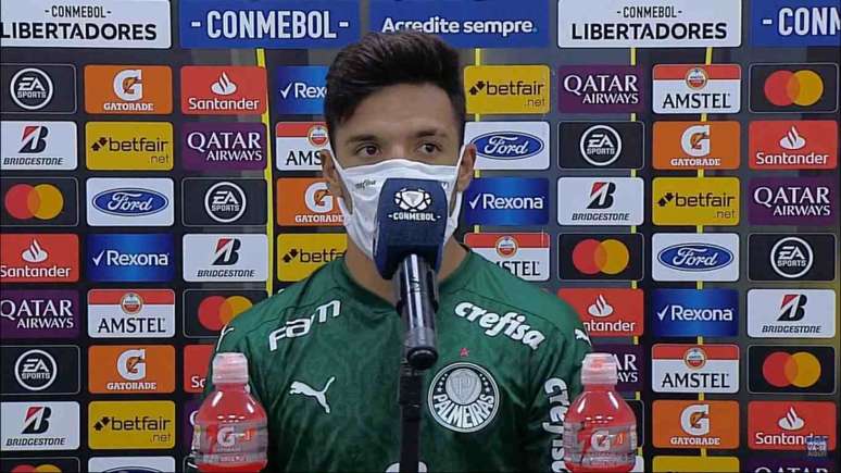 Menino jogou fora de suas posições de origem contra o Delfín (Foto: Reprodução/Transmissão Conmebol)