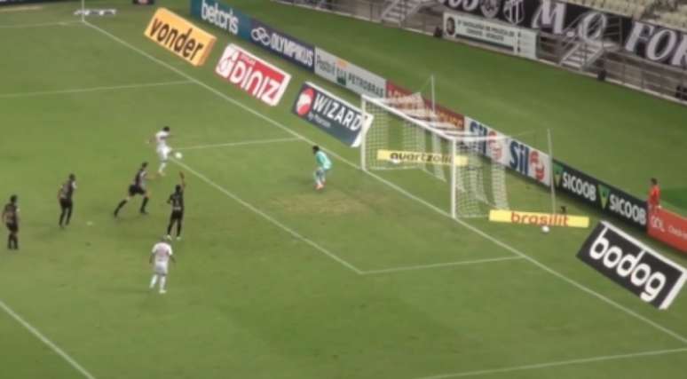 Gol de Pablo teve polêmica do VAR (Foto: Reprodução)