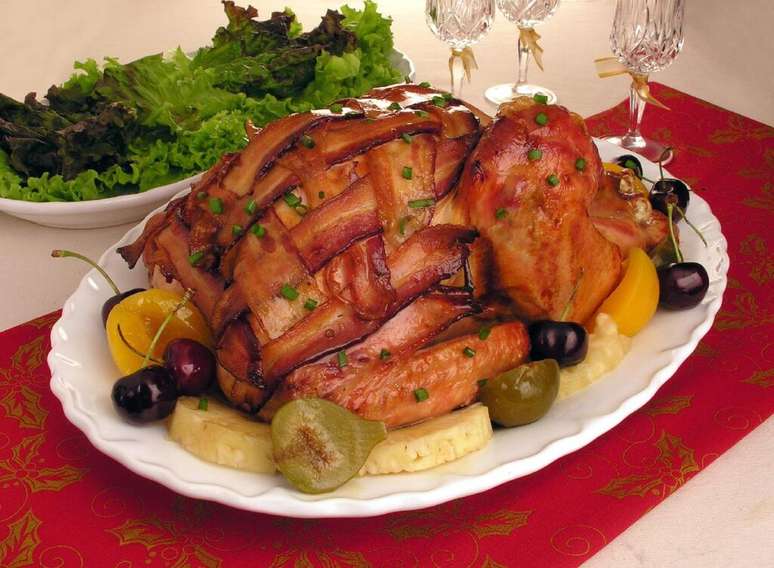 Guia da Cozinha - Menu de A&ccedil;&atilde;o de Gra&ccedil;as: aprenda receitas e garanta um card&aacute;pio tradicional