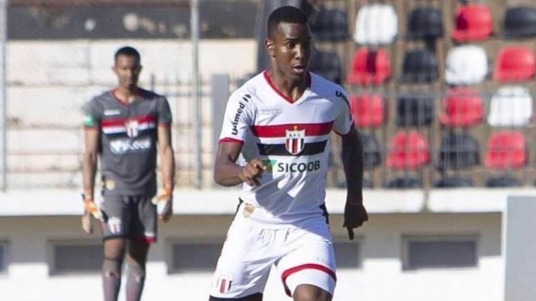 João Pedro fez sua estreia pelo Botafogo-SP pela Copa Paulista (Foto: Divulgação/Botafogo-SP)