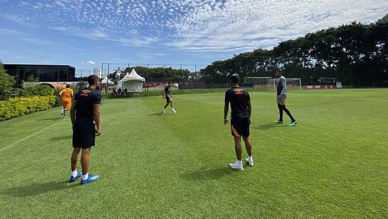 Sport treina para enfrentar o Santos pelo Brasileirão