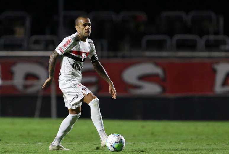 Dani Alves jogará pela primeira vez contra o Bahia em Salvador (Foto:Rubens Chiri/SPFC)