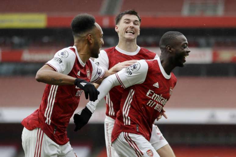 Arsenal tem 13 pontos no Campeonato Inglês (Foto: Kirsty Wigglesworth / POOL / AFP)