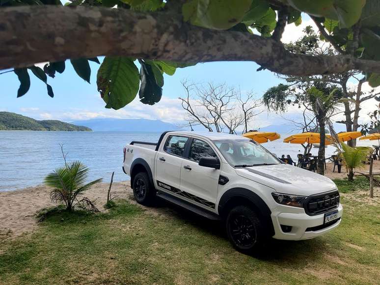 Ford Ranger Storm 3.2 AT 4x4.