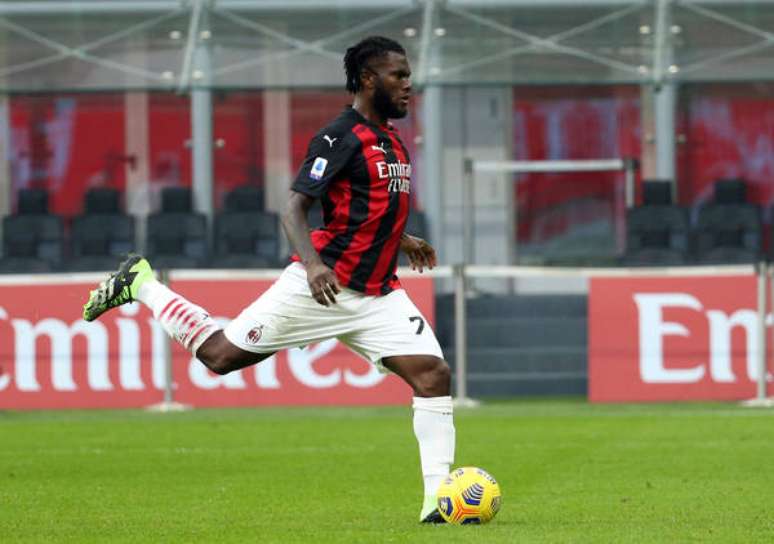 Kessié, de pênalti, fez o segundo gol do Milan
